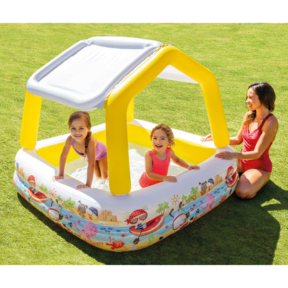 Piscina con techo sun shade